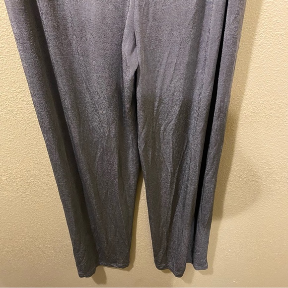 Women’s Size 1 Tall M Chico’s Travelers Elastic Waist Gray Slinky Long Pants - Picture 8 of 8